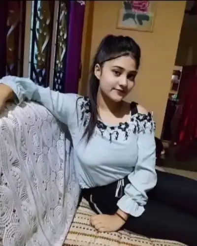 Call Girls Service in Kapur Bawdi